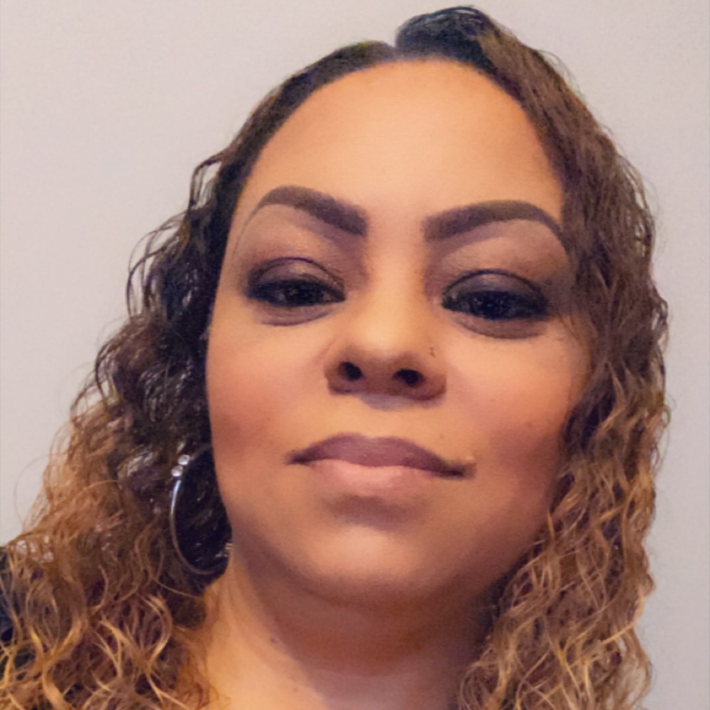 Meet your Posher, Nikeysha